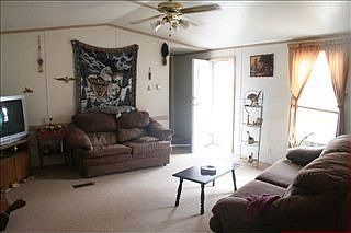 2nd image of 201 E Rose Ln