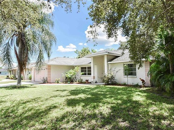2nd image of 10123 Stonecrop Ave