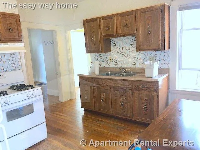 20 Claremon St #1