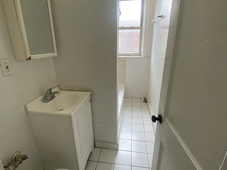 2346 W Touhy Ave #1E — Photo 14