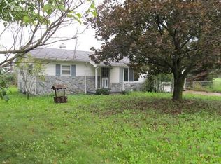 8279 Gale Rd, Otisville, MI 48463