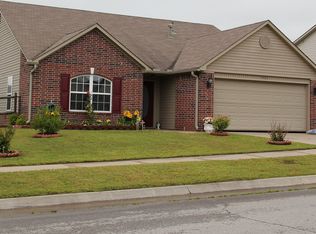 1405 Reavis Crossing Street, Claremore, OK 74019