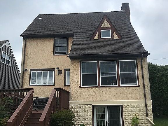 3rd image of 65 Hobart Ave