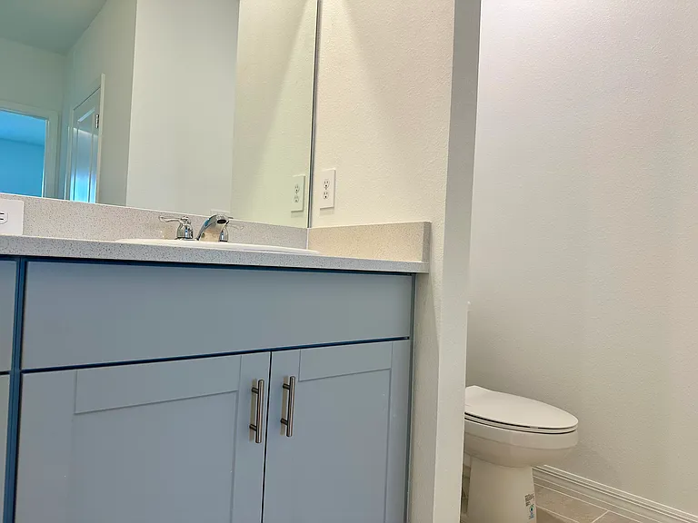 534 Wayland Dr — Photo 12