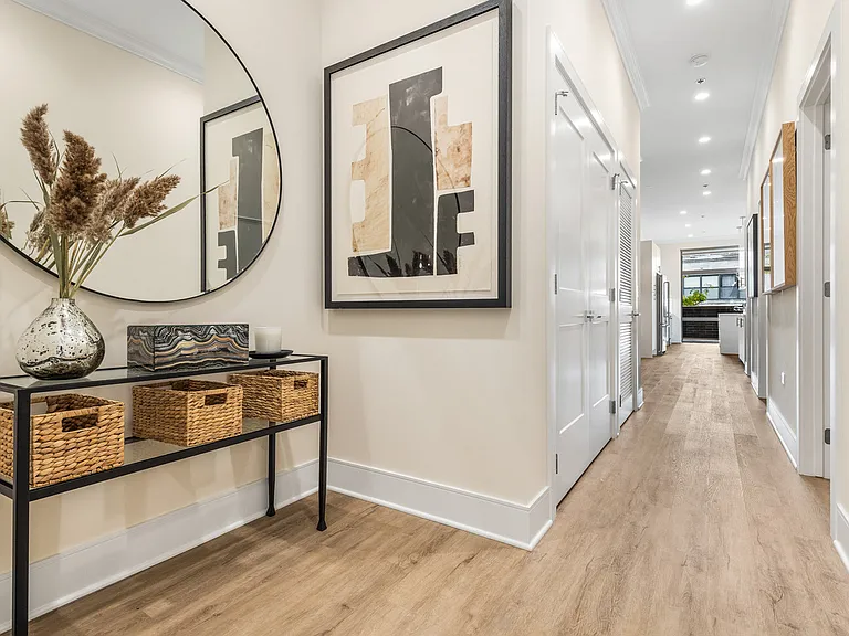 133 S Ashland Ave — Photo 16