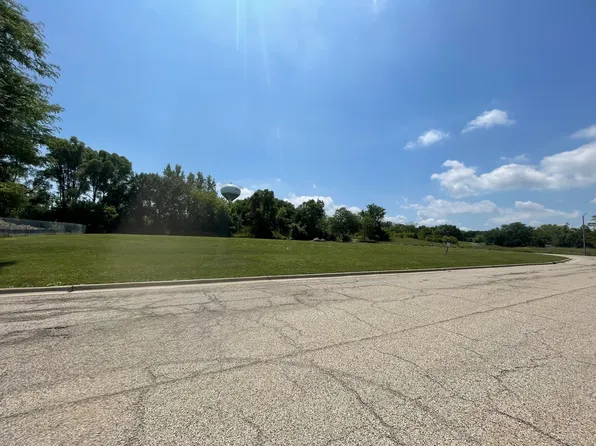 0 Magna Dr, Round Lake, IL 60073