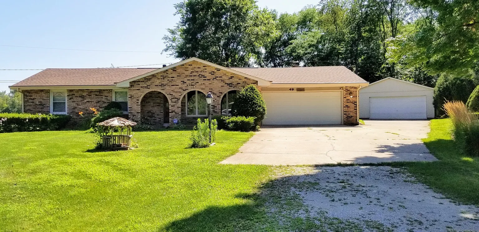 49 Cherry Dr photo 1