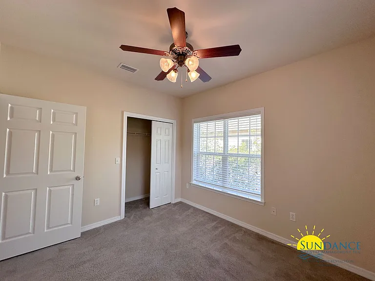 1494 Bentley Cir — Photo 19