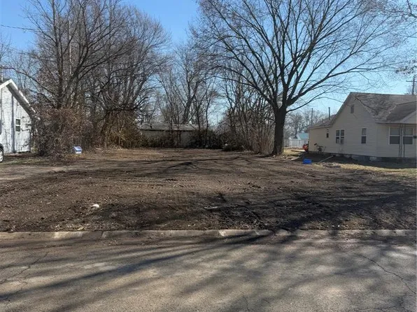 632 Bennett St, Lebanon, MO 65536