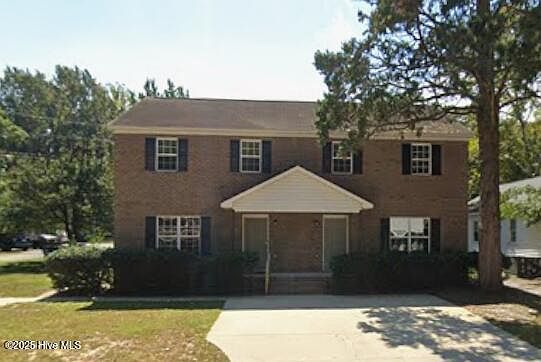 1st image of 114 Avery St #A