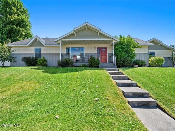 32910 N 6th Ave, Spirit Lake, ID 83869