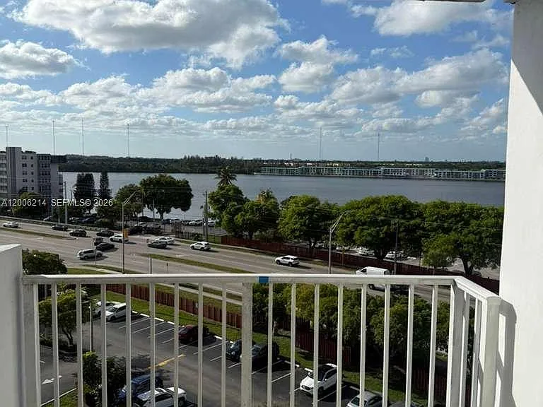1200 NE Miami Gardens Dr #812W — Photo 1