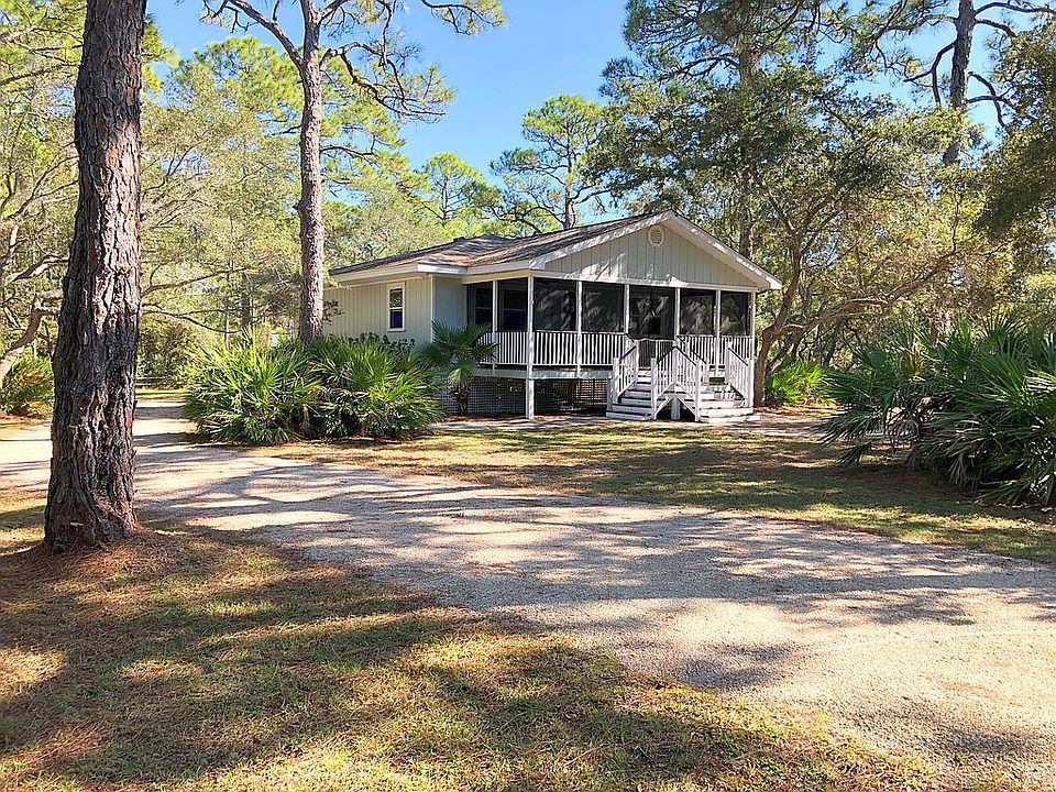 1st image of 73 Tarpine Dr