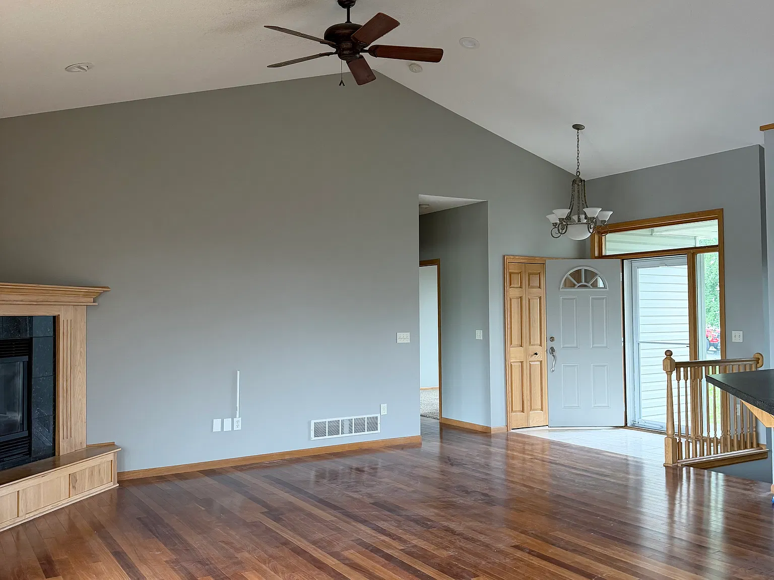 5235 Kali Ct NE — Photo 3