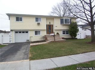 178 N Wyoming Ave, Massapequa, NY 11758