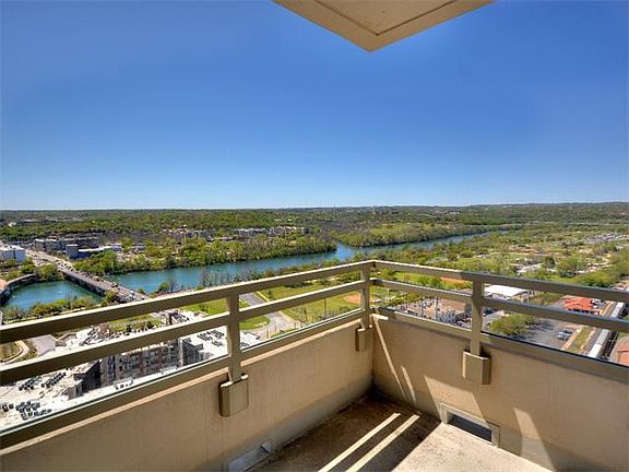 3rd image of 300 Bowie St APT 2305