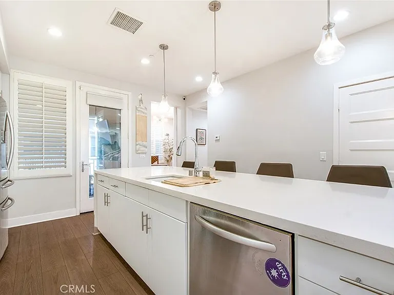 10 Brownstone Way — Photo 11
