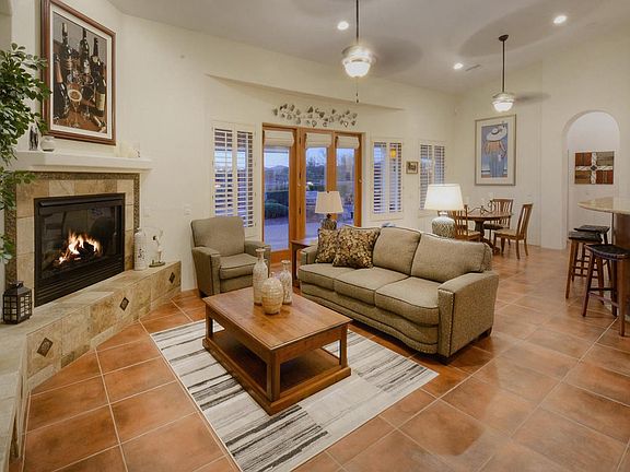 4th image of 11141 N Pusch Ridge Vistas Dr