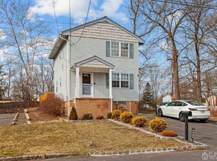 893 Beatrice Pkwy, Edison, NJ 08820