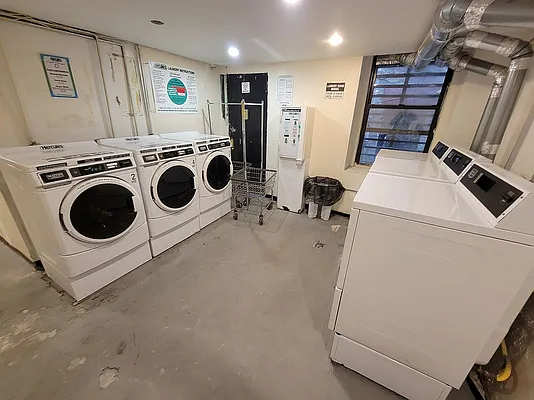 Rented by Bruma Realty LLC | media 11