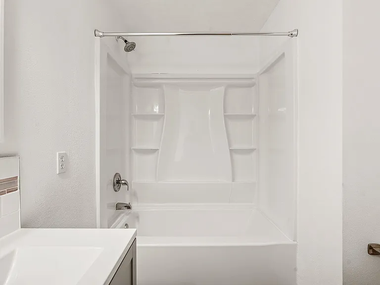 1017 Fox Brush St — Photo 13