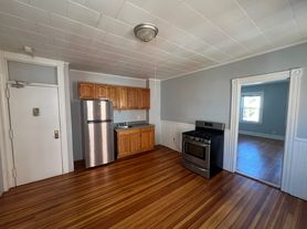 103 Gold Street - 3A, 103 Gold Street - 3A