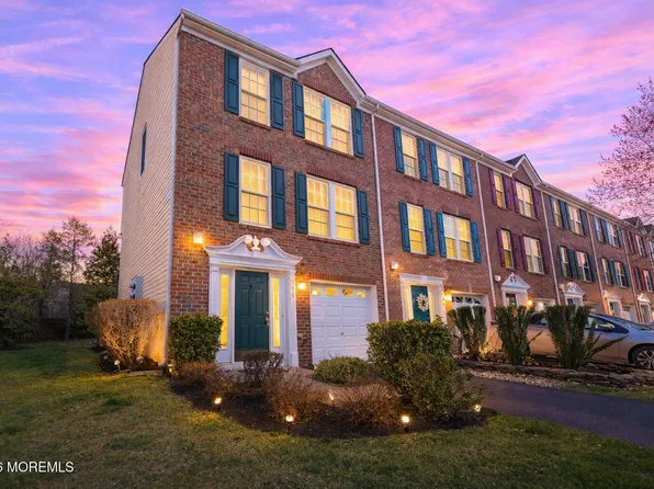 41 Abby Road, Farmingdale, NJ 07727