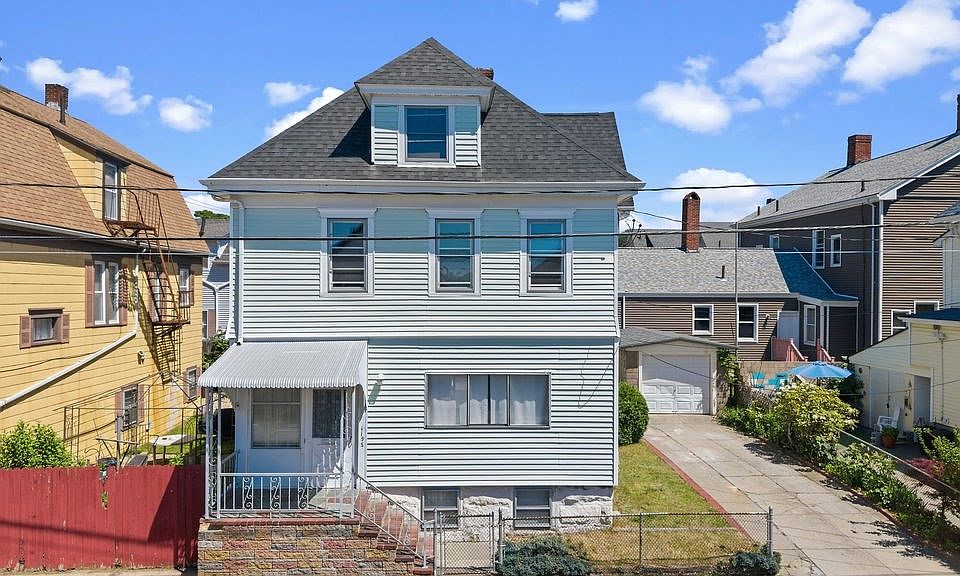 1st image of 195 Grinnell St