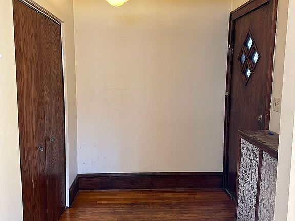 2nd image of 255 Fuller Ave