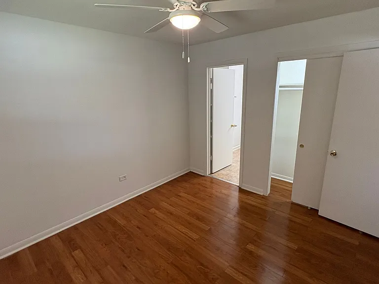 2242 Burr Oak Ave — Photo 9