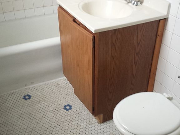 4th image of 5507 S Everett Ave APT 1S