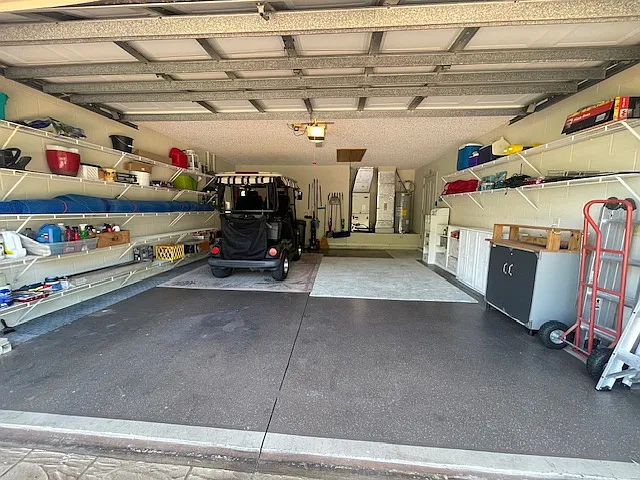 2126 Sansores St — Photo 28