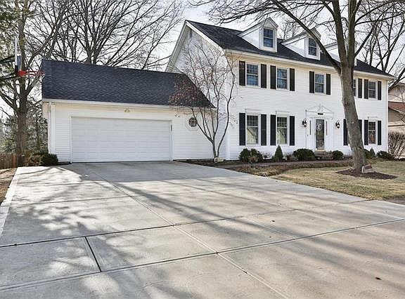 3rd image of 16006 Meadow Oak Dr