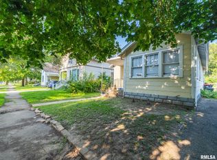 1210-1212 S 4th St, Pekin, IL