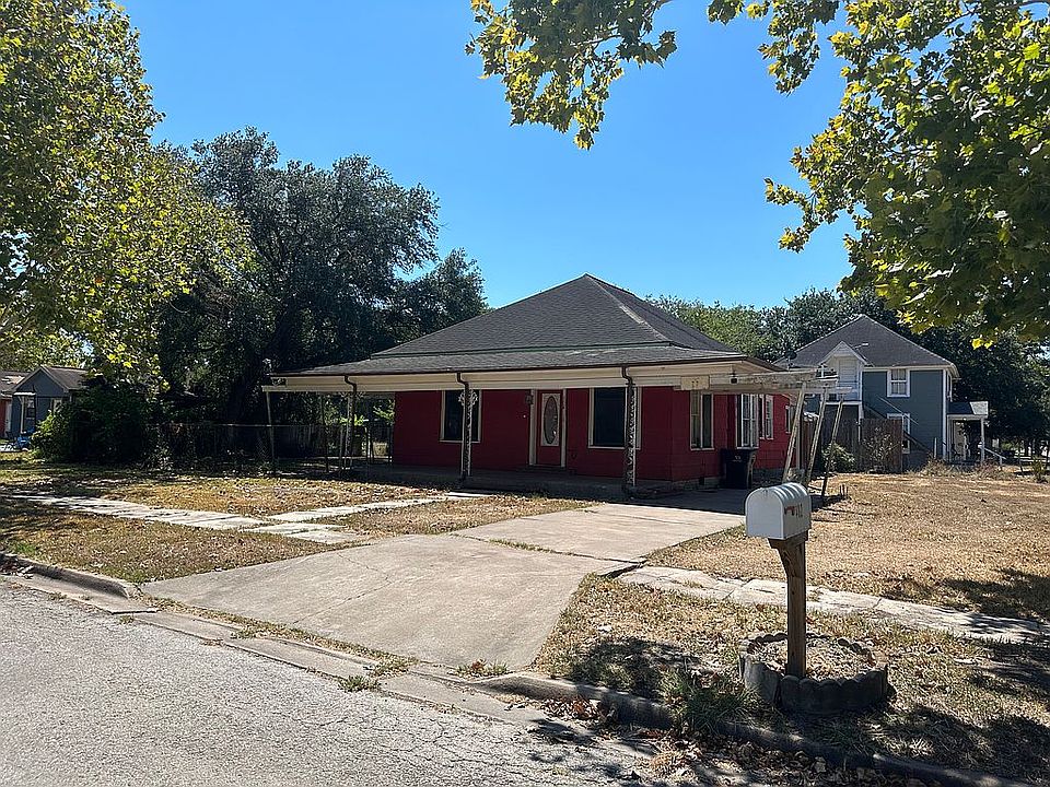 402 August St, El Campo, TX 77437 Zillow