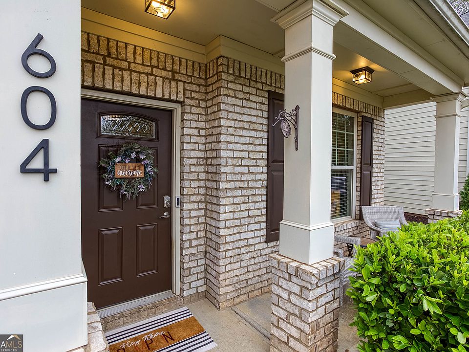 1st image of 604 Providence Walk Pl