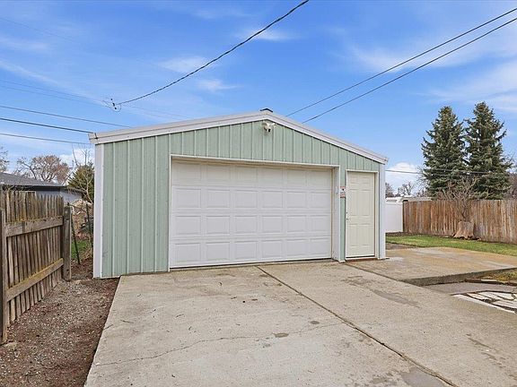 2nd image of 3623 E 28th Ave