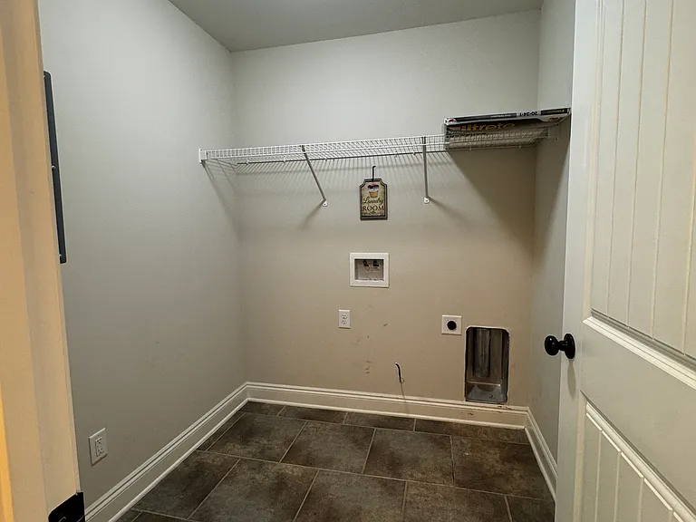 8657 Three Dean Way — Photo 4