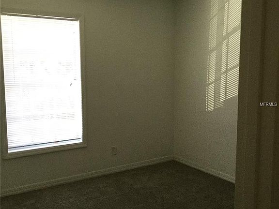 4th image of 107 Seahorse Dr SE Unit C