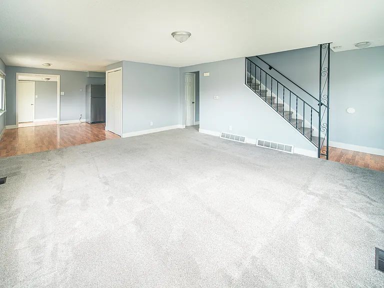 1401 Stuart St #1 — Photo 8