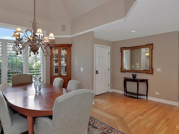 5th image of 4628 Twin Lakes Ln