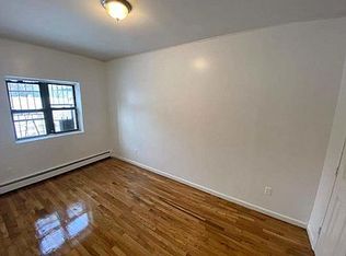 530 57th St #1T, Brooklyn, NY 11220