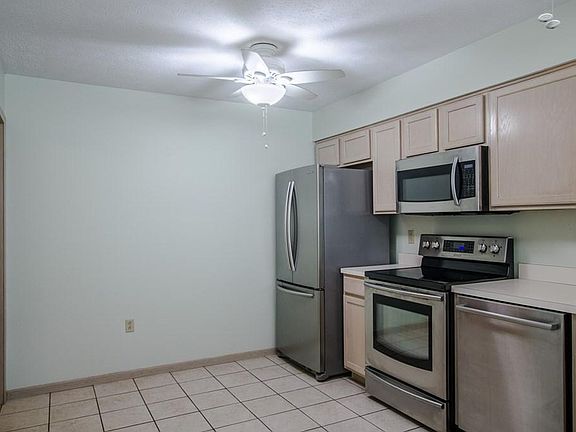 5th image of 130 Whippoorwill Ln
