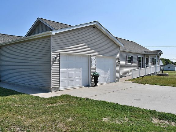 2nd image of 3044 Arlene Dr