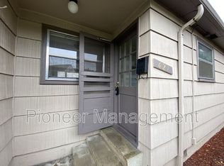 621 NE Winchester St, Roseburg, OR