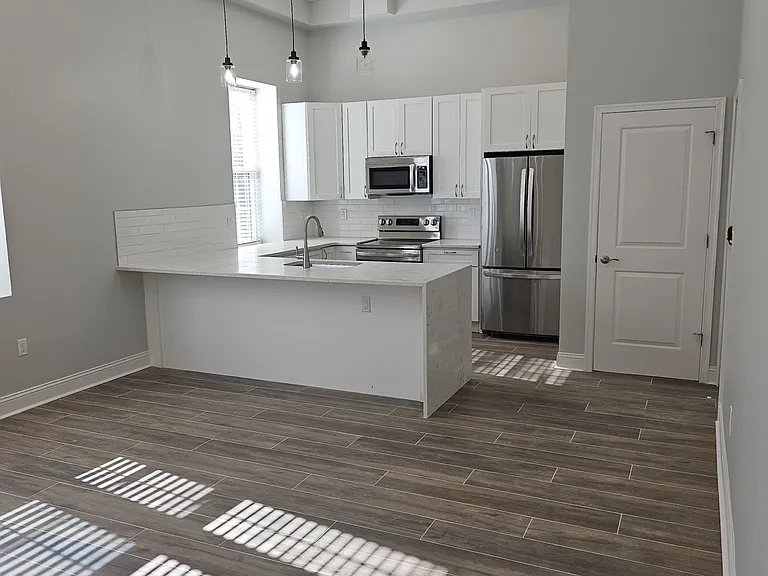 59 E High St #A — Photo 1