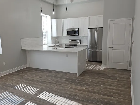 59 E High St #A, Philadelphia, PA 19144