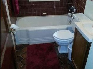 807 N Livingston St, Bloomington, IL 61701