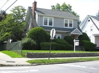 358 Saint Johns Ave, Yonkers, NY 10704
