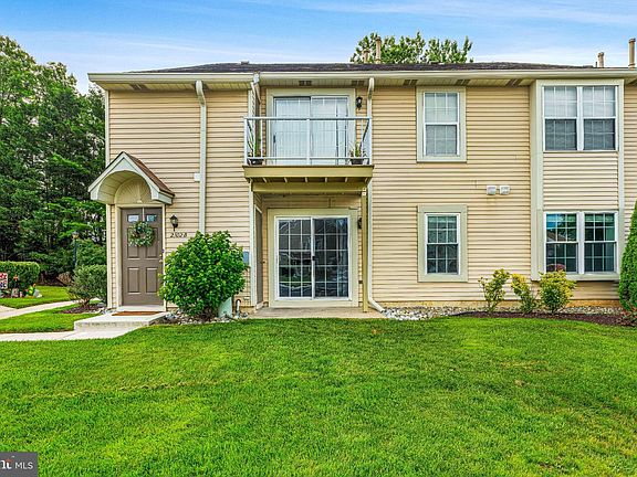 3rd image of 2101 Sedgefield Dr #A